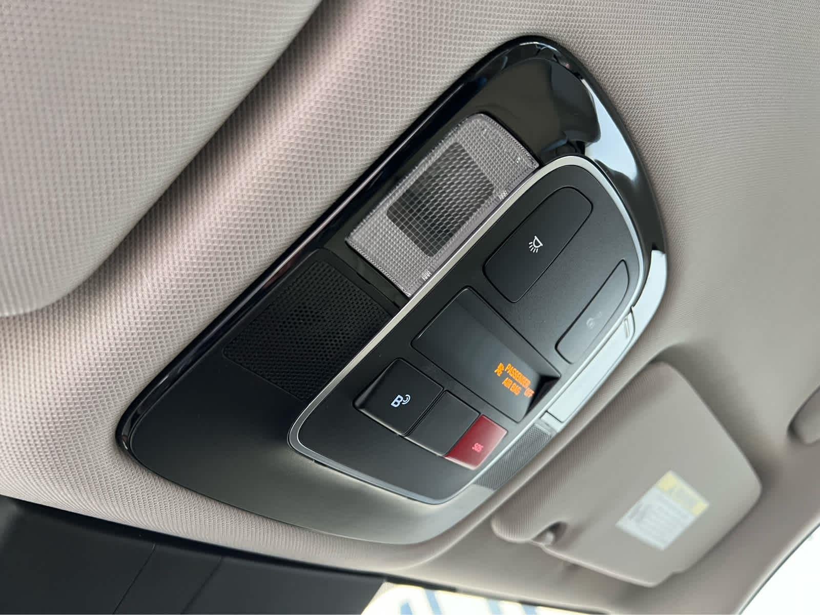 2025 Hyundai Sonata SE - Photo 25