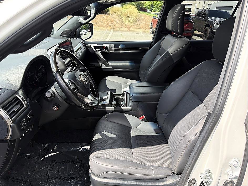 Used 2023 Eminent White Pearl Lexus GX 460 Premium image 13