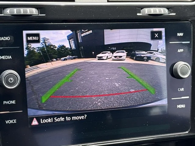 Used 2019 Gray Volkswagen DCC & Navigation 4Motion image 4