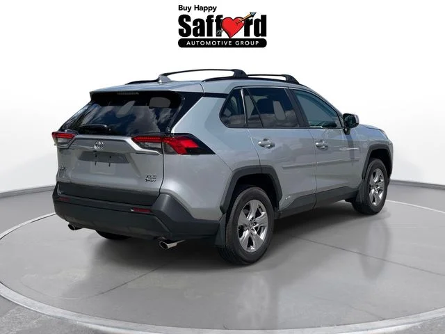 Used 2025 Silver Toyota XLE image 8