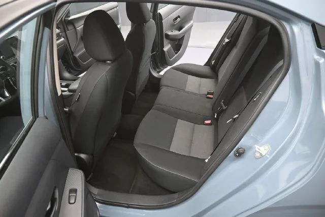 Used 2025 Gray Nissan SV image 15