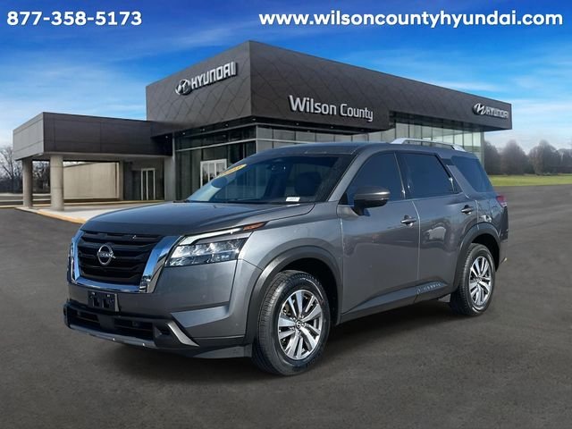 2023 Nissan Pathfinder SL