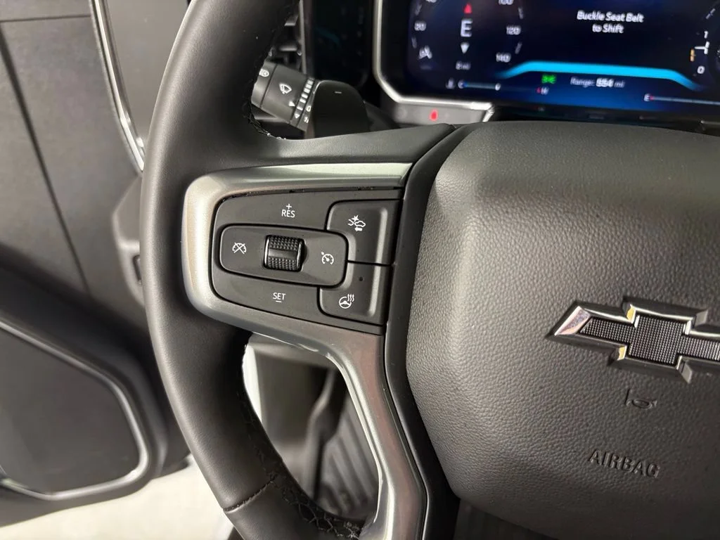 New 2026 Summit White Chevrolet LT Trail Boss image 29
