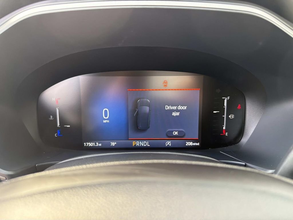 Used 2025 Silver Ford Active image 30