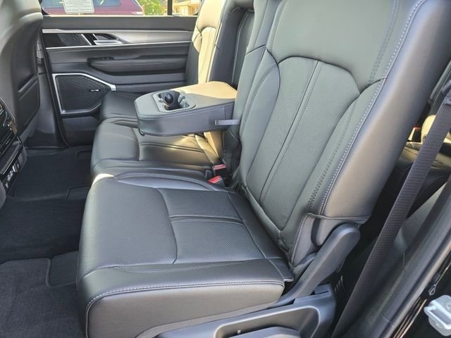 New 2026 High Gloss Black Jeep  image 36