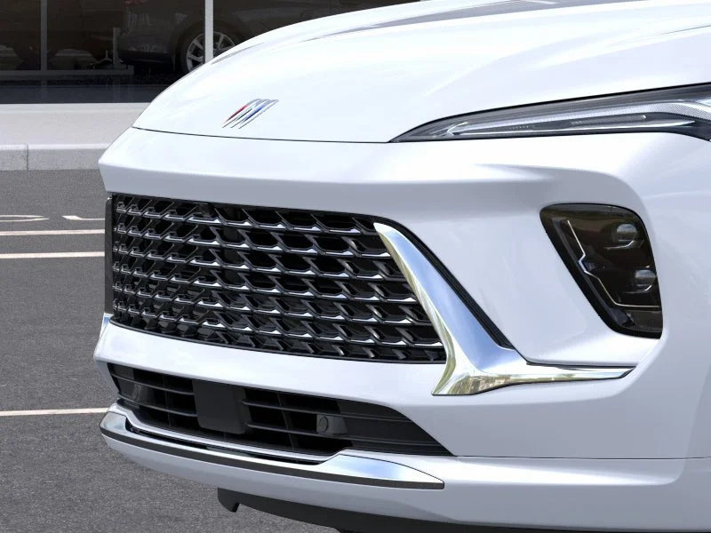 New 2026 IRIDESCENT WHITE TRICOAT Buick Avenir image 13