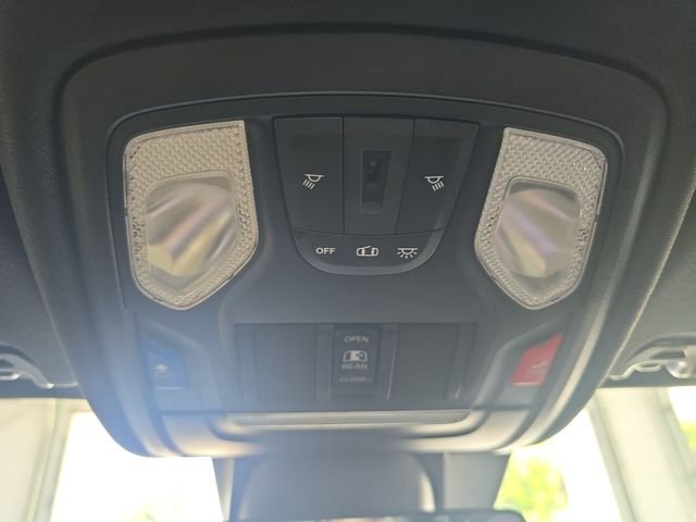 Used 2022 White Ram Rebel image 7