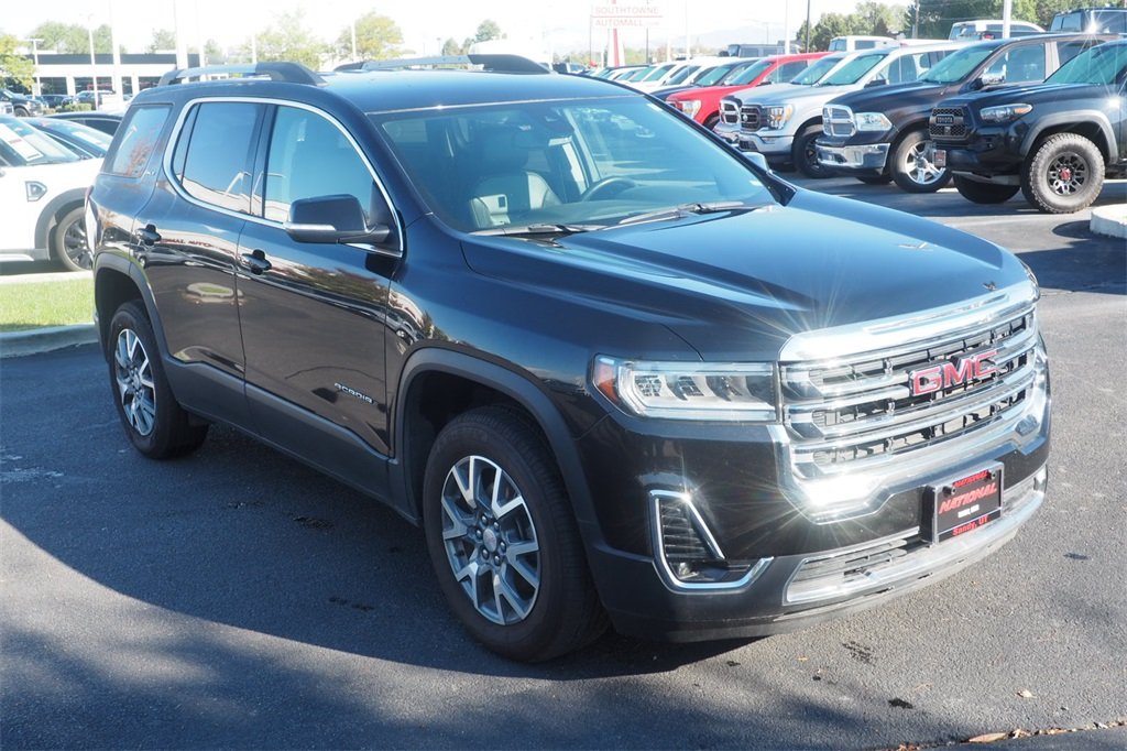 2023 Gmc Acadia SLT photo 3