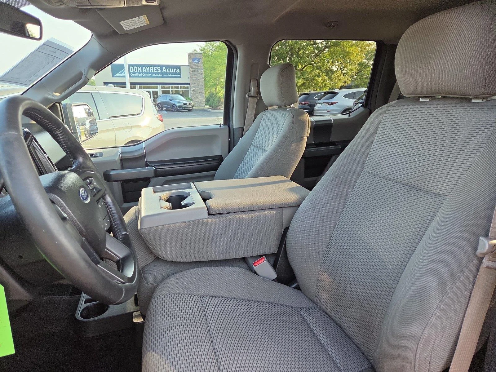 Used 2017 Blue Jeans Ford XLT image 19
