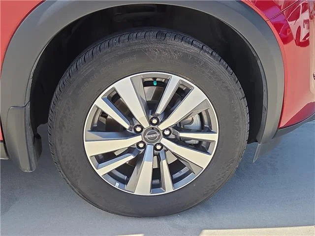 Used 2024 Scarlet Ember Tintcoat Super Black Nissan SL (A9) Front-Wheel Drive image 6