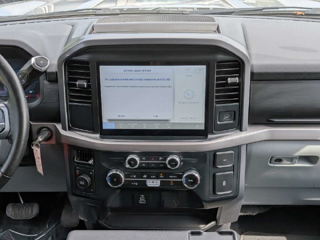 Used 2025 Silver Ford XLT image 17