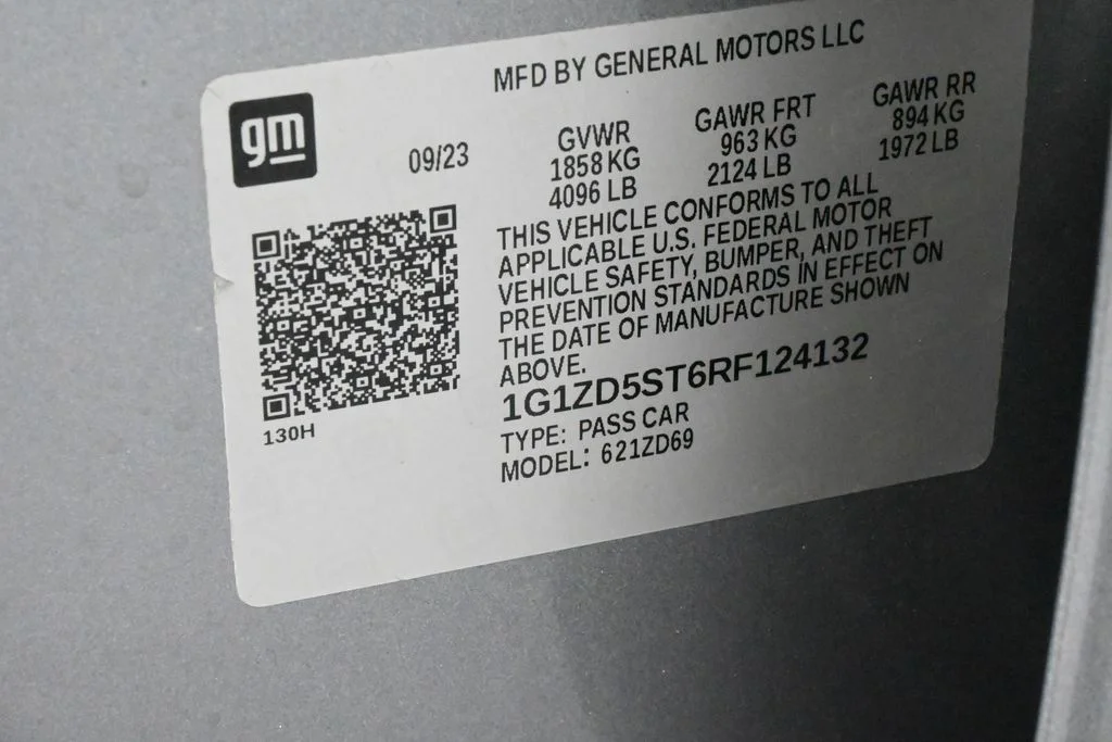 Used 2024 Sterling Gray Metallic Chevrolet LT image 16