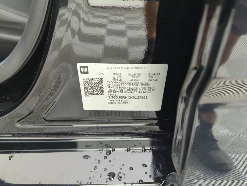 Used 2022 Black Raven Cadillac Luxury image 39