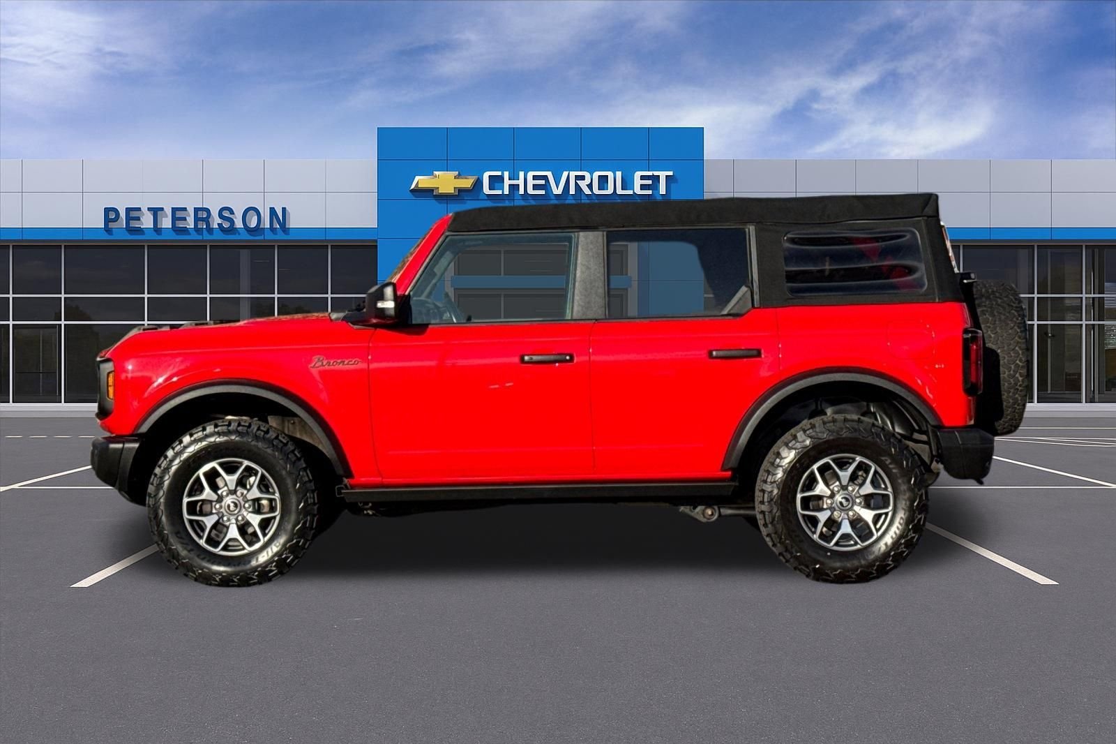 Used 2023 Red Ford Badlands image 7
