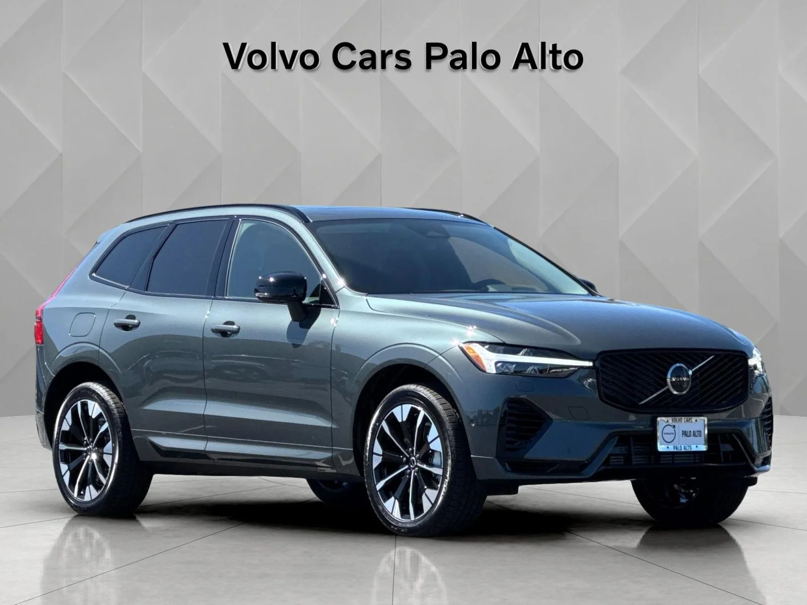 New 2026  Volvo T8 Plus image 11
