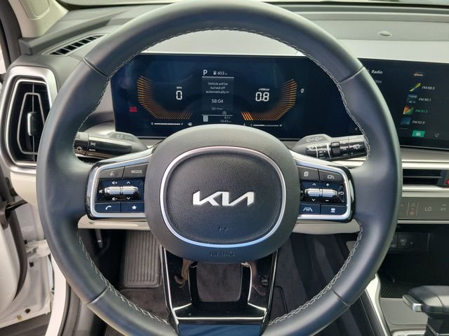 Used 2025 White Kia S image 16