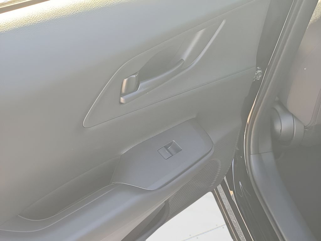 2026 Toyota Prius Plug-in Hybrid SE - Photo 45