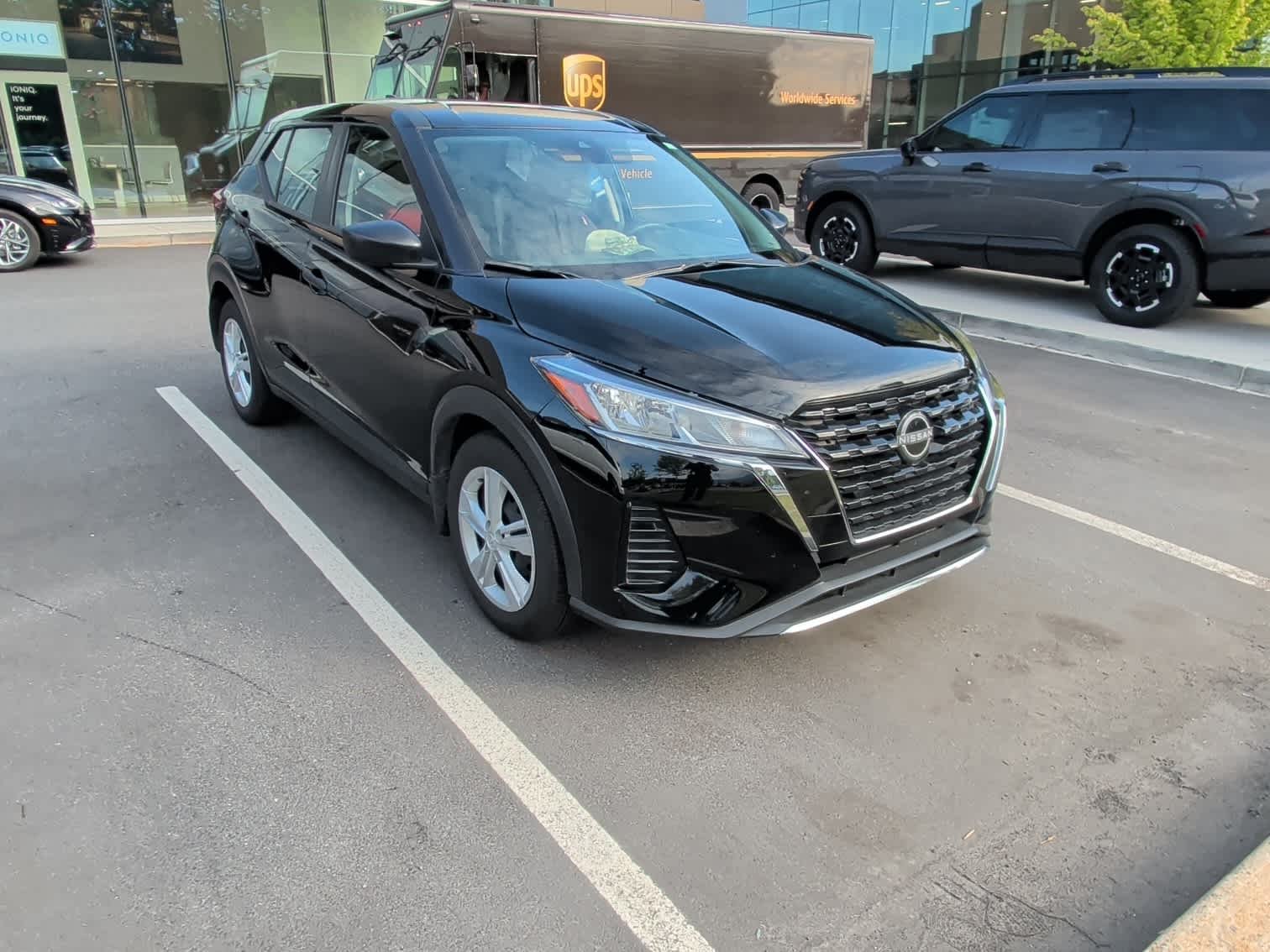 2024 Nissan Kicks 1.6 S's photo