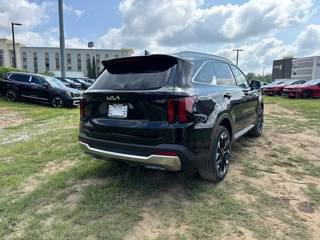 2025 Kia Sorento SX - Photo 3
