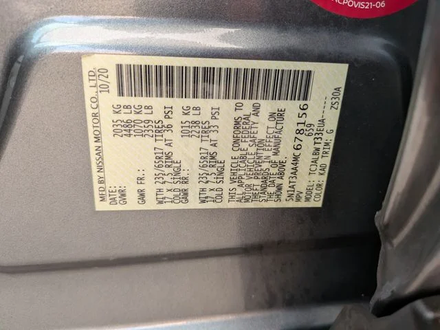 Used 2021 Gray Nissan S image 33