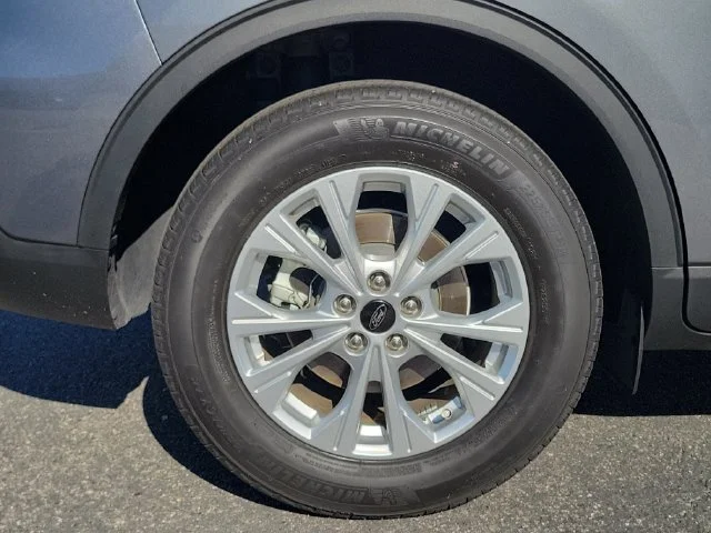 Used 2023 Gray Metallic Ford Active image 5
