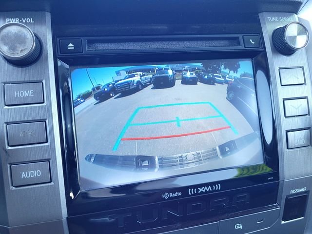 Used 2017  Toyota  image 17