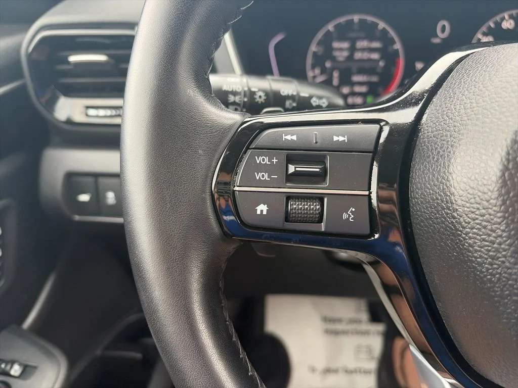 Used 2023  Honda Touring image 29