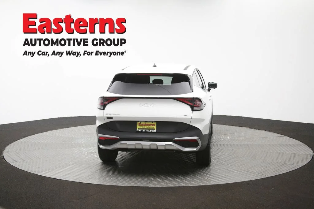 Used 2023 White Kia LX image 36