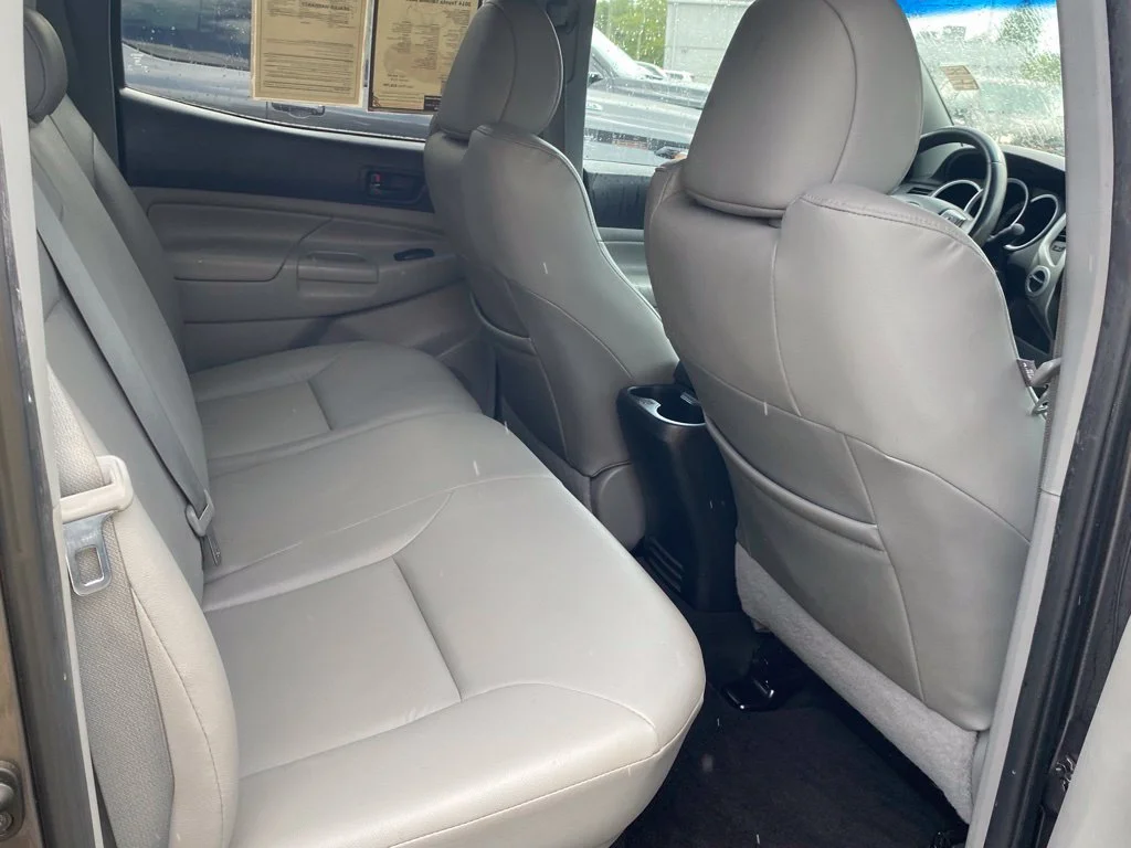 Used 2014 Gray Toyota Base image 17