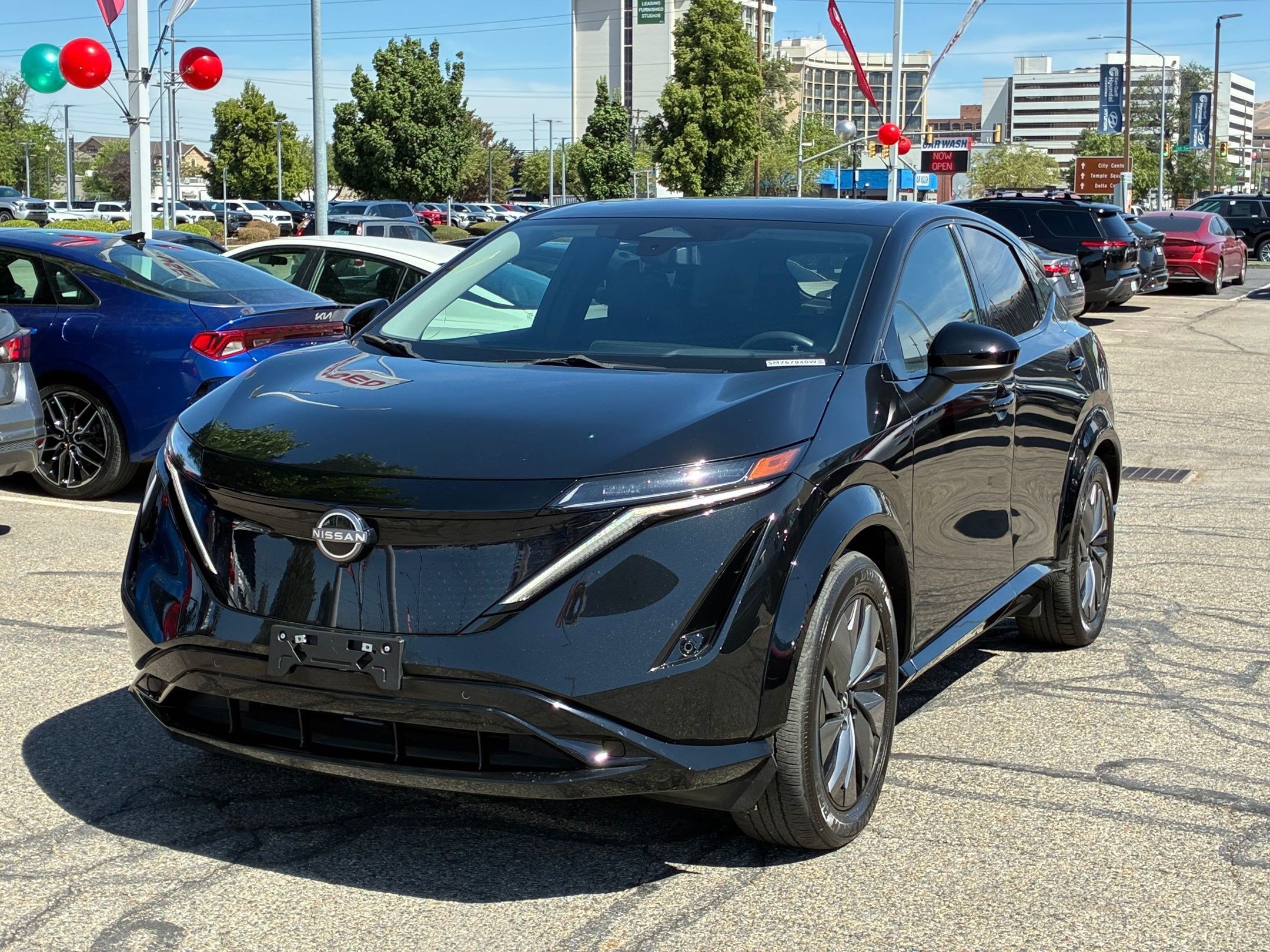 Used 2025 Black Diamond Pearl Nissan EVOLVE+ image 9