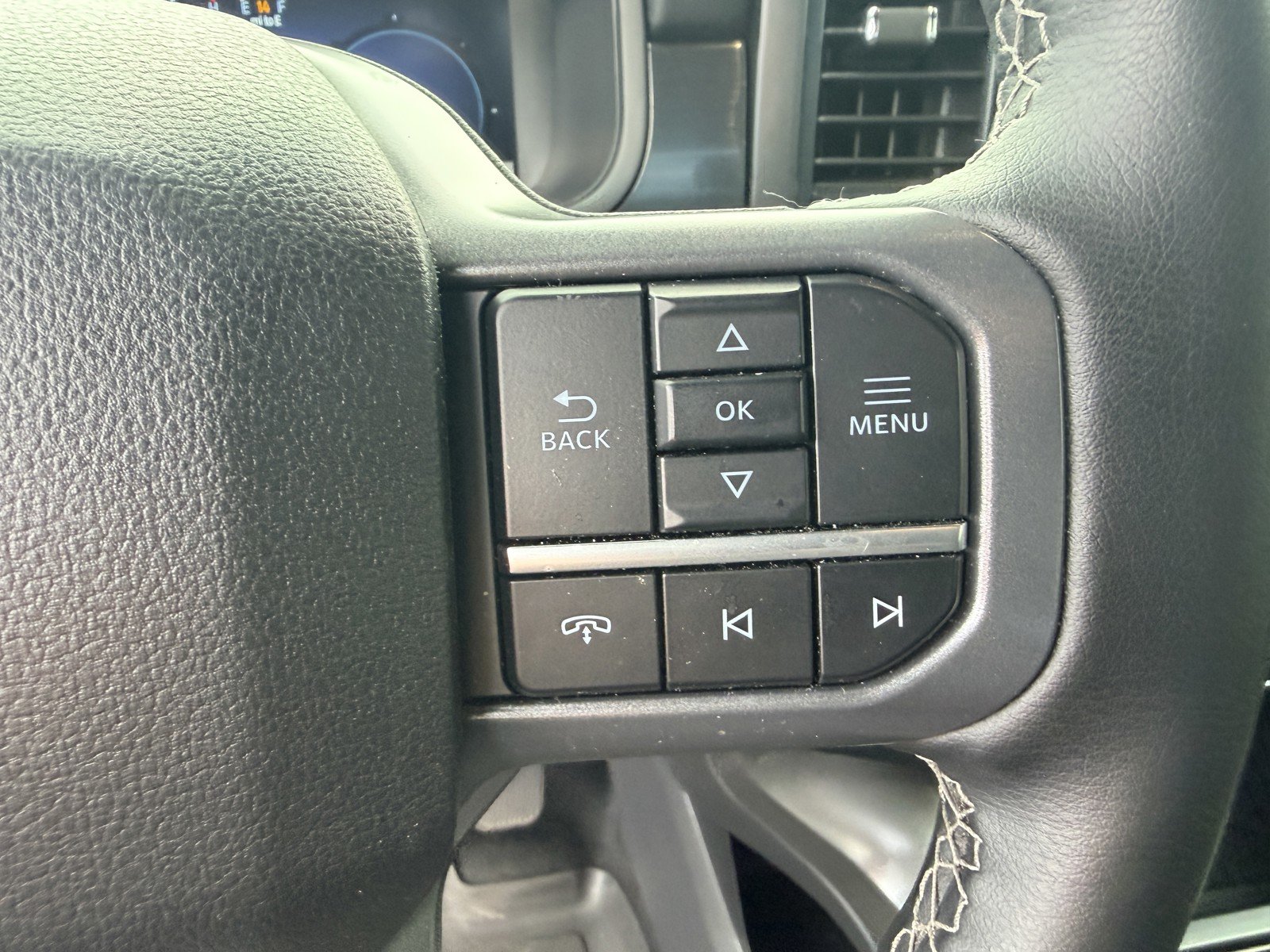 Used 2025 White Ford Lariat image 23