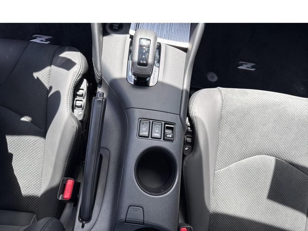2025 Nissan Z Performance - Photo 23