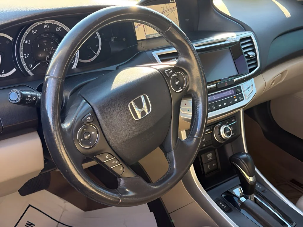Used 2014  Honda EX-L image 14