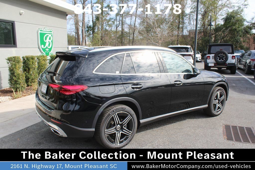 Used 2026 Black Mercedes-Benz GLC 300 image 4