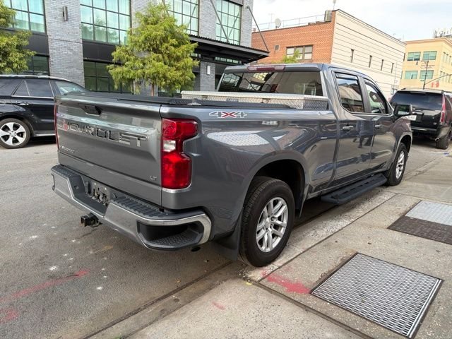 Used 2021 Gray Chevrolet LT image 4
