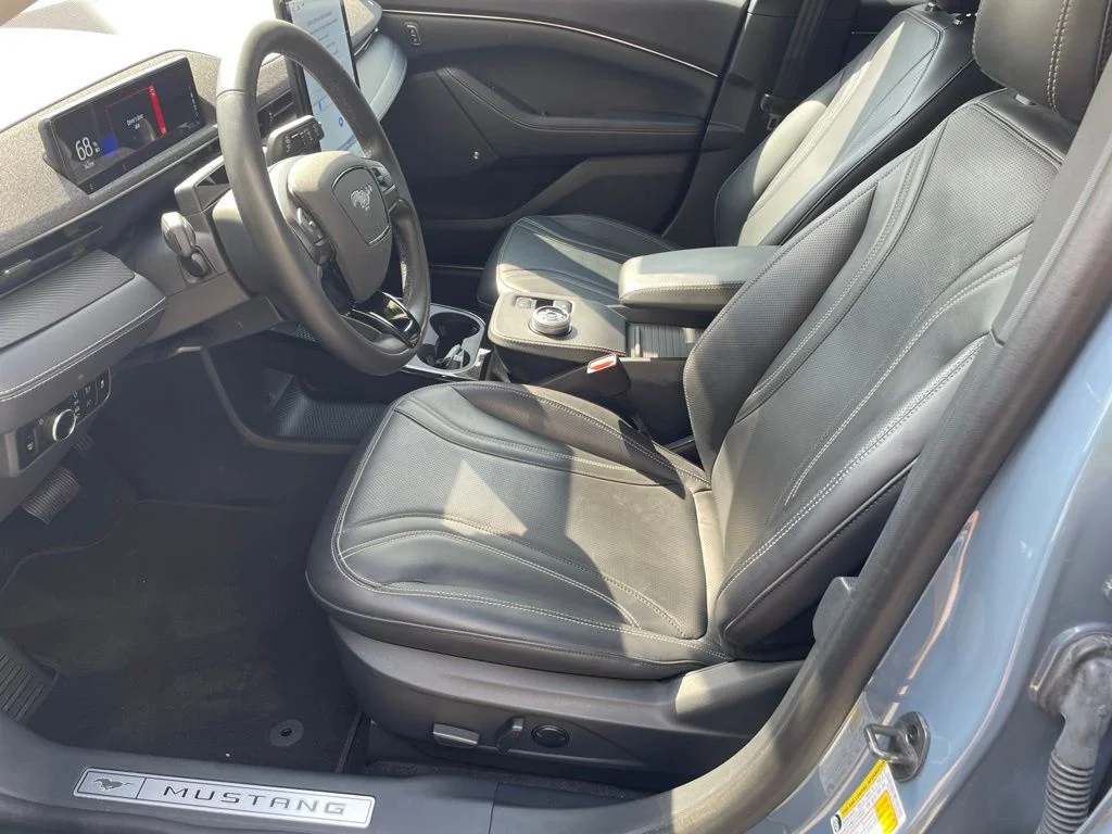 Used 2023 Vapor Blue Ford Premium image 12