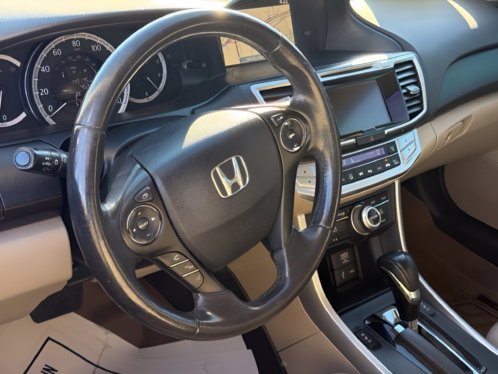 Used 2014  Honda EX-L image 14