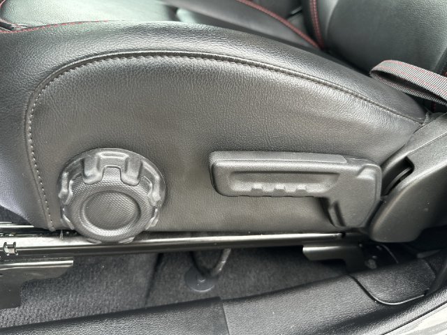 Used 2023 Gray Jeep Rubicon image 16