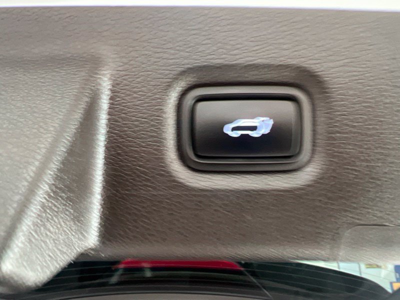 Used 2020 Gray Hyundai Limited image 9