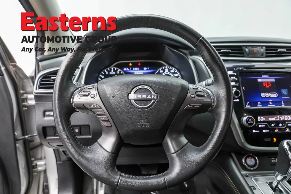 Used 2023 Silver Nissan SV image 10