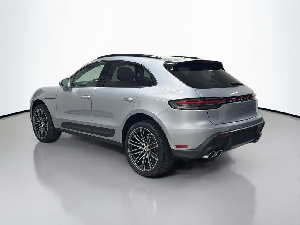 Used 2026 Dolomite Silver Metallic Porsche  image 3
