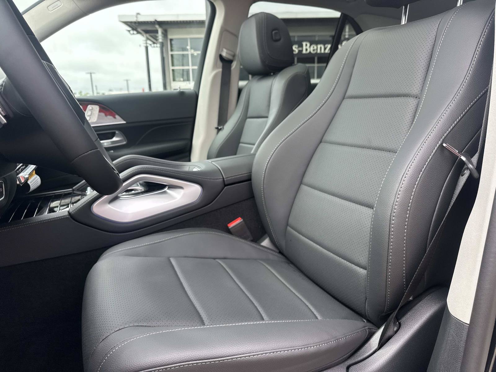 New 2026 Black Mercedes-Benz GLE 350 image 12