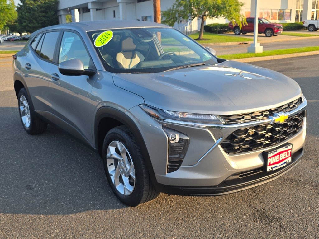 Used 2024 Sterling Gray Metallic Chevrolet LS image 9