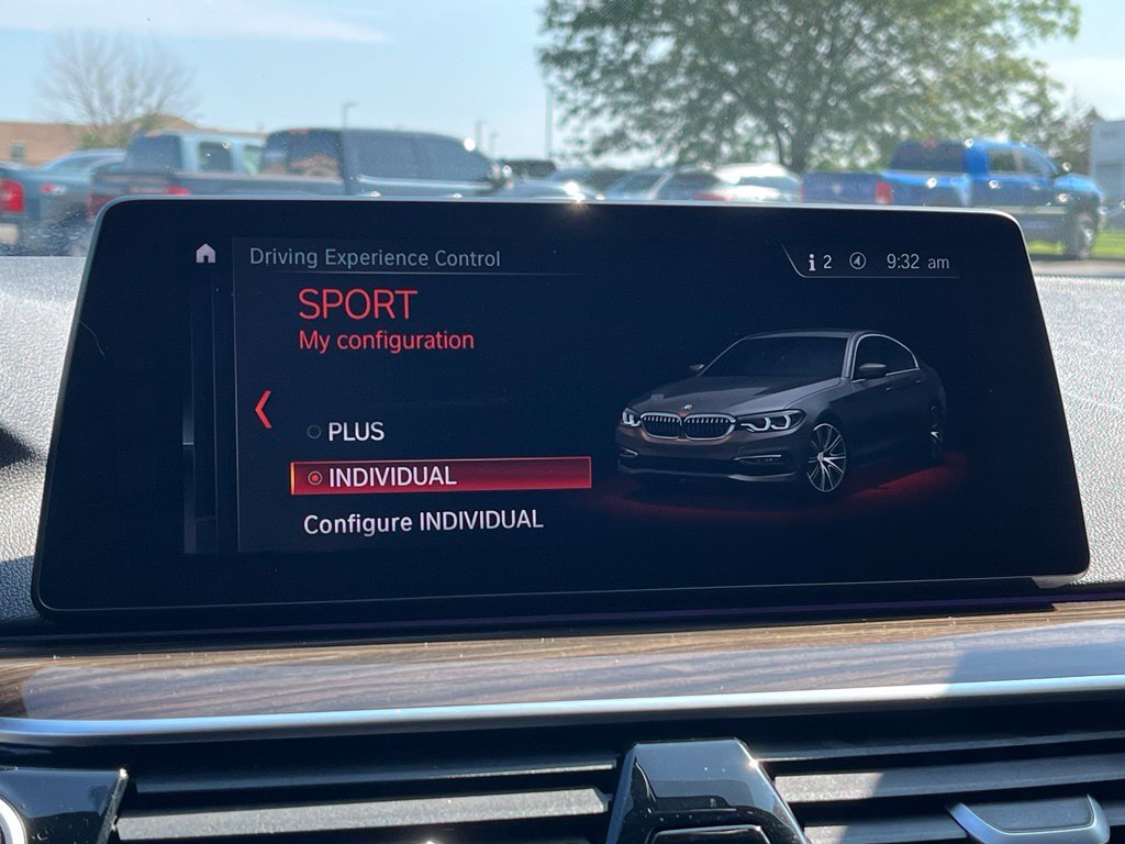 Used 2018 Black BMW 540i xDrive image 47