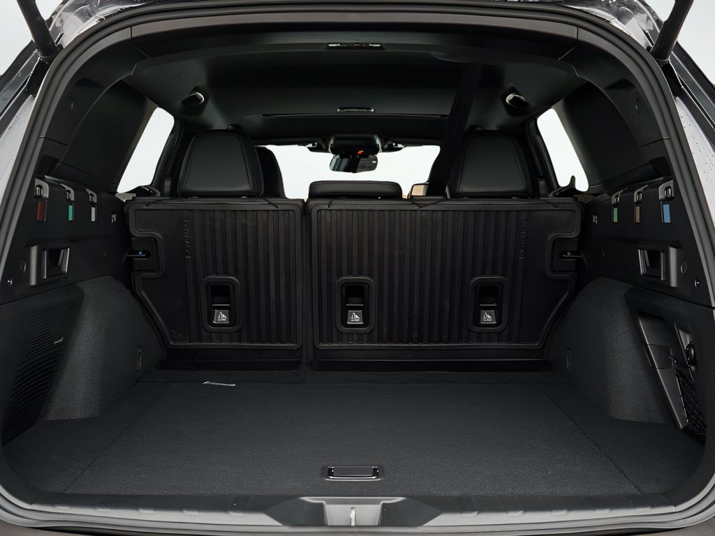 New 2026 CRYSTAL BLACK SILICA Subaru Touring image 8