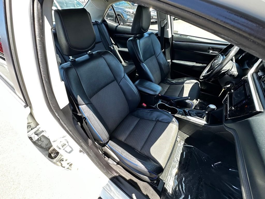 Used 2019 White Toyota SE image 10