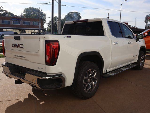 2026 GMC Sierra 1500 SLT - Photo 6