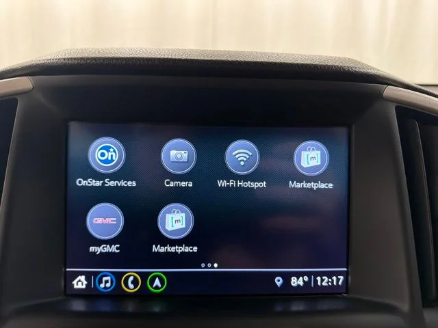 Used 2018 Black GMC Denali image 17