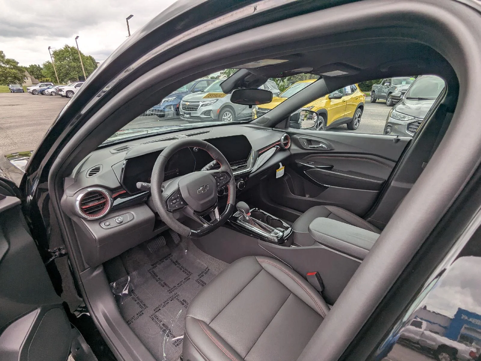 2026 Chevrolet Trax RS - Photo 33