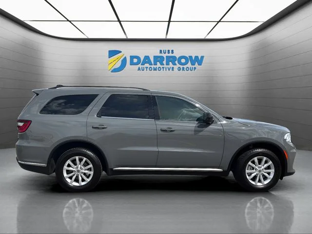 Used 2023 Gray Dodge SXT image 6